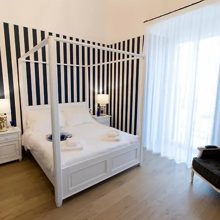 Гостевой дом Le Residenze Del Capitano 4*